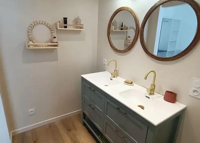 Δωμάτια σε οικογενειακή κατοικία Cosy Avec Salle De Bain Privative Λε Μανς